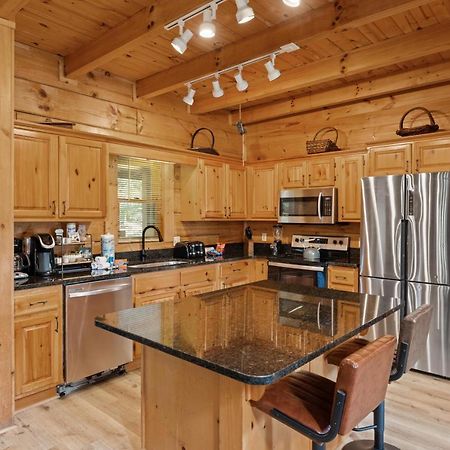 Mountain View 5 Bdrm Gatlinburg Cabin Near Downtown Arts Exterior photo