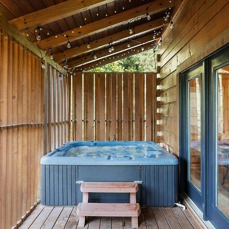 Mountain View 5 Bdrm Gatlinburg Cabin Near Downtown Arts Exterior photo