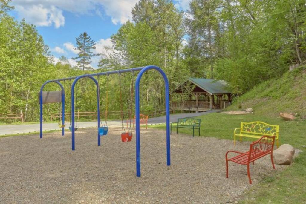 Mountain View 5 Bdrm Gatlinburg Cabin Near Downtown Arts Exterior photo