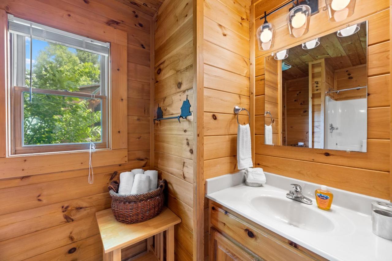 Mountain View 5 Bdrm Gatlinburg Cabin Near Downtown Arts Exterior photo