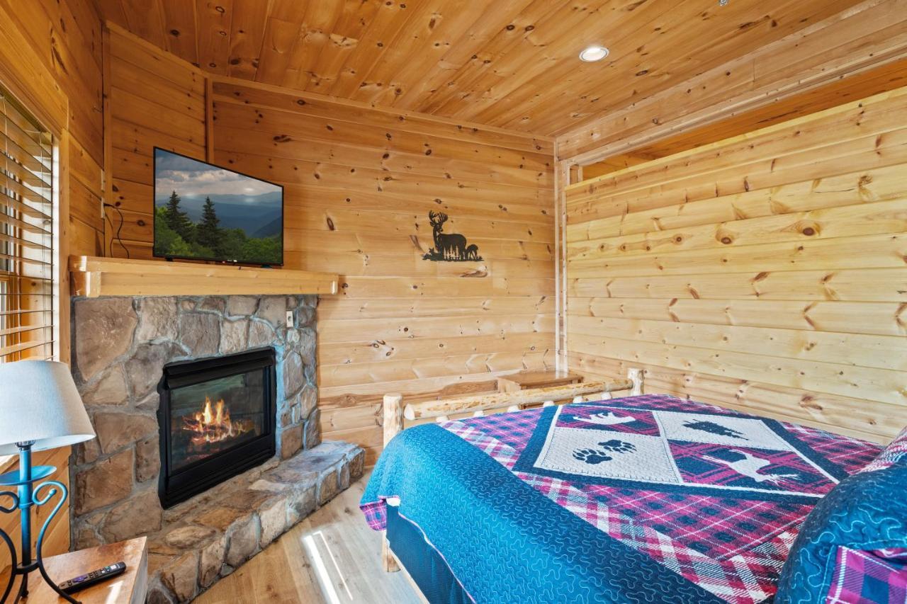 Mountain View 5 Bdrm Gatlinburg Cabin Near Downtown Arts Exterior photo