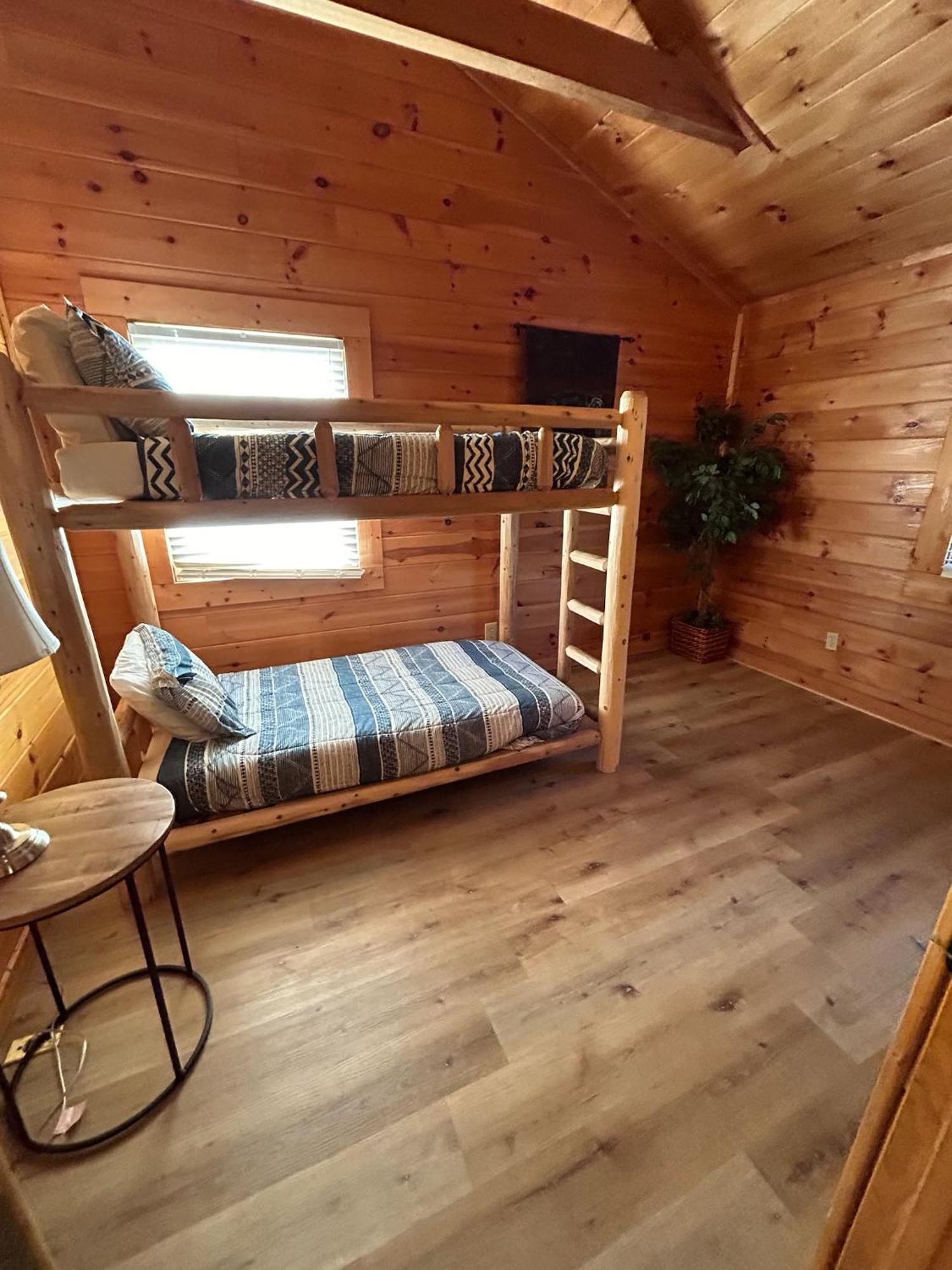 Mountain View 5 Bdrm Gatlinburg Cabin Near Downtown Arts Exterior photo